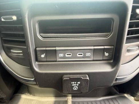 New 2026 RAM 3500 Laramie AWD/4WD image 15