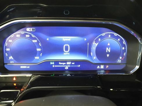 Used 2025 Chevrolet Silverado 1500 LTZ w/ Z71 Off-Road Package image 13