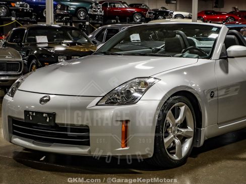 Used 2008 Nissan 350Z Touring image 36