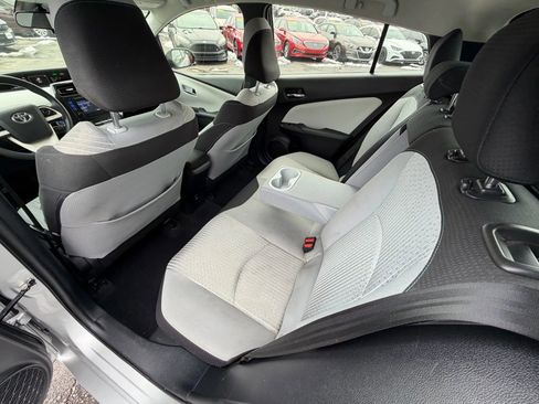Used 2017 Toyota Prius Two image 24
