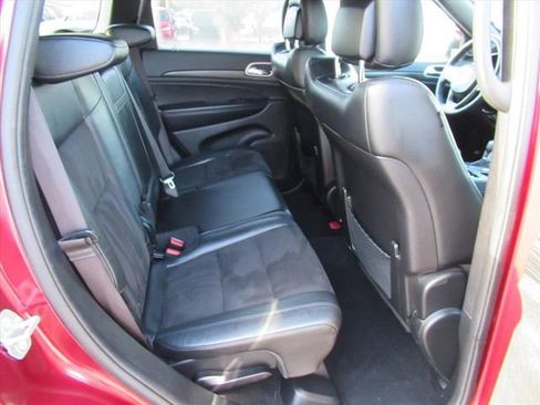 Used 2021 Jeep Grand Cherokee Laredo X image 28