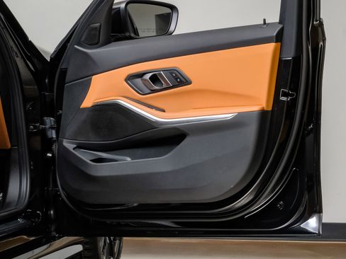 Used 2025 BMW 330i xDrive Sedan image 47