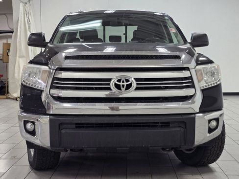Used 2017 Toyota Tundra SR5 image 10