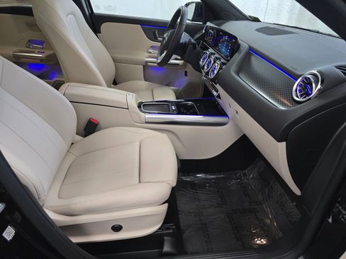 Used 2025 Mercedes-Benz GLA 250 4MATIC image 22