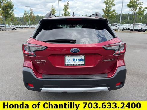 Used 2023 Subaru Outback Limited AWD/4WD image 6
