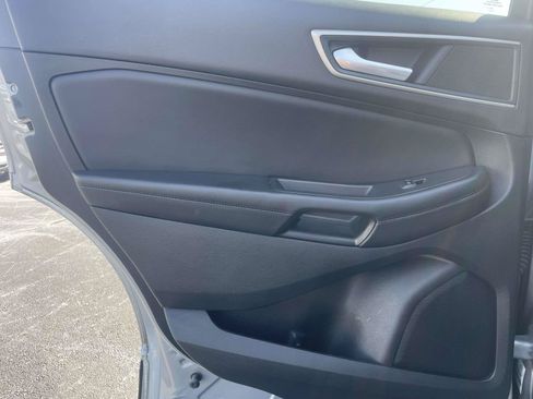 Used 2024 Ford Edge SEL AWD/4WD image 12