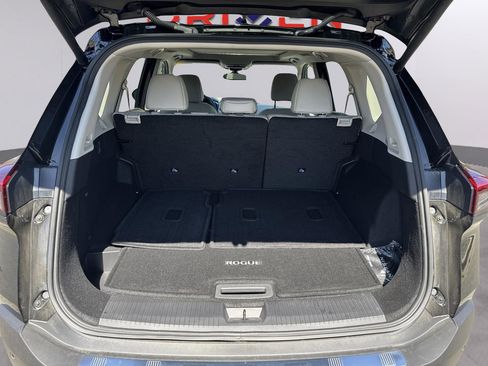 Used 2023 Nissan Rogue SL w/ SL Premium Package FWD image 33