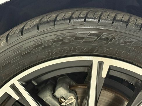 Used 2017 Toyota 86 image 38