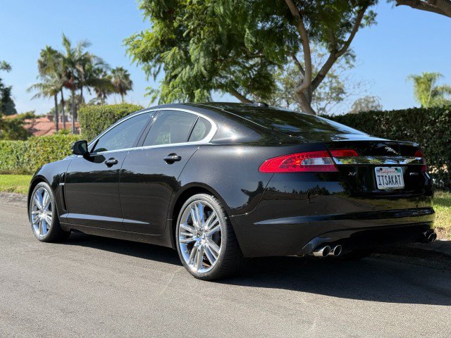 Used 2010 Jaguar XF Supercharged RWD image 5