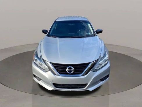Used 2017 Nissan Altima 2.5 S w/ Power Driver Seat Package FWD image 9