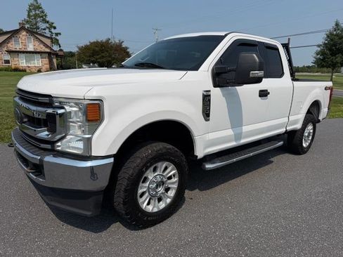 Used 2020 Ford F250 XLT w/ Snow Plow Prep Package AWD/4WD image 1