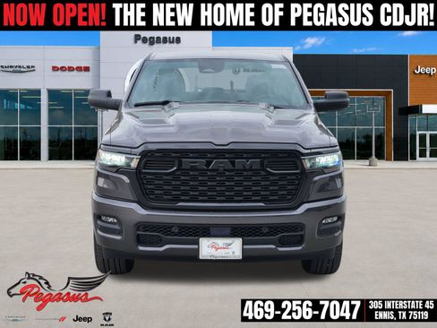 New 2026 RAM 1500 Express AWD/4WD image 6