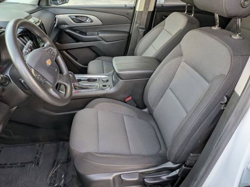 Used 2020 Chevrolet Traverse LS image 21