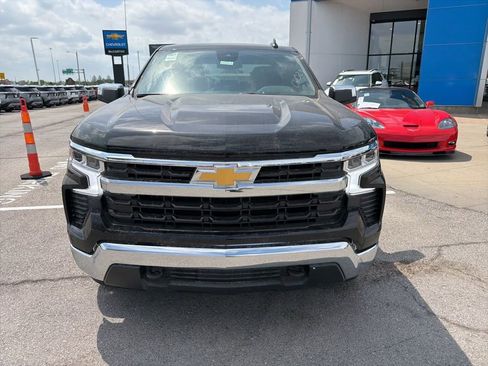 New 2026 Chevrolet Silverado 1500 LT w/ Z71 Off-Road Package AWD/4WD image 8