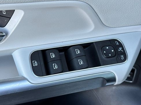 Certified 2022 Mercedes-Benz GLB 35 AMG GLB 35 AMG image 28