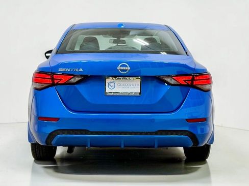 Used 2025 Nissan Sentra SV FWD image 16