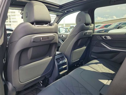 Used 2024 BMW X5 sDrive40i w/ Premium Package RWD image 17