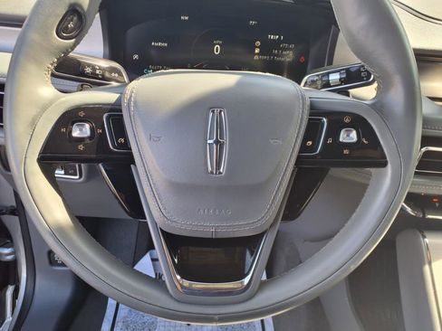 Used 2020 Lincoln Aviator Reserve image 13