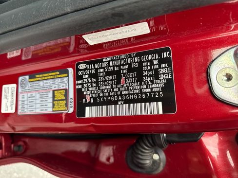 Used 2017 Kia Sorento LX w/ LX Convenience Package image 23