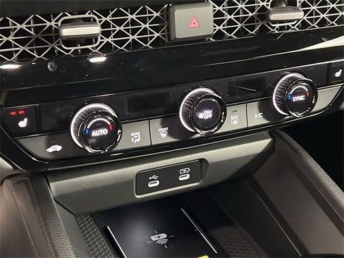 Used 2025 Honda Accord Sport image 15