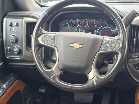Used 2018 Chevrolet Silverado 1500 High Country AWD/4WD image 19