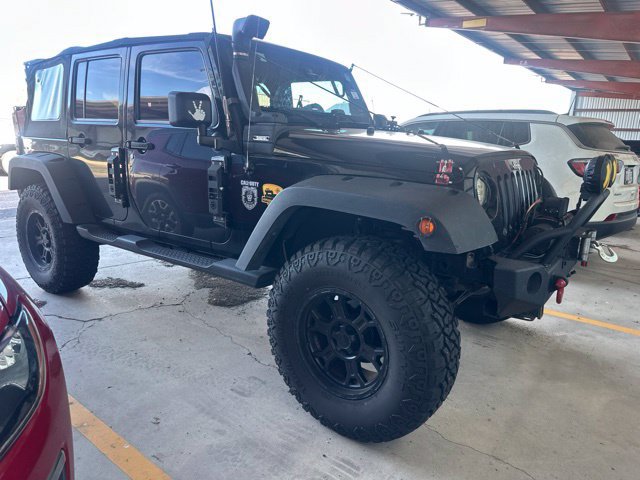 Used 2007 Jeep Wrangler Unlimited Sahara w/ Dual Top Group AWD/4WD image 6