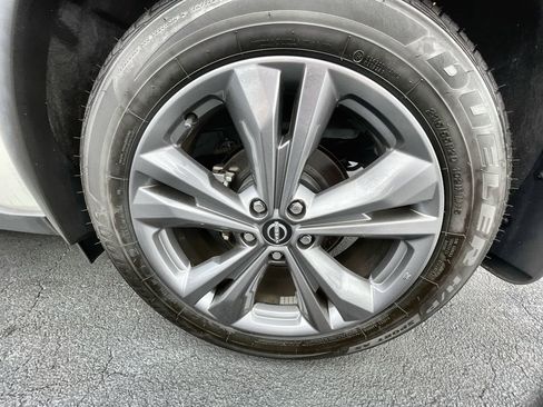 Used 2024 Nissan Murano Platinum w/ Cargo Package image 33