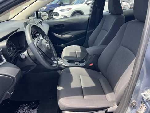 Used 2023 Toyota Corolla LE FWD image 16