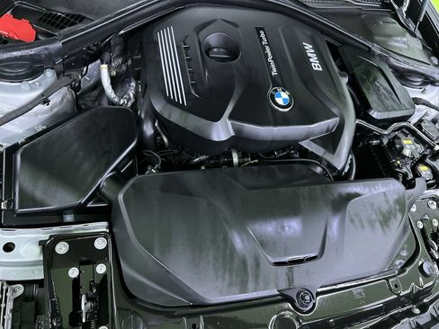 Used 2018 BMW 330i Gran Turismo xDrive AWD/4WD image 30