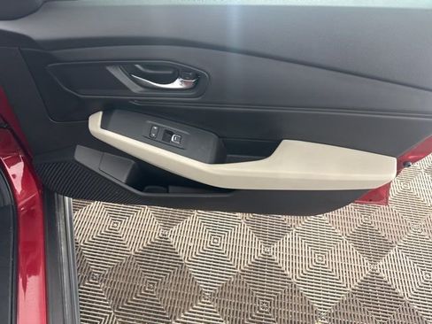 Used 2023 Honda Accord EX image 25