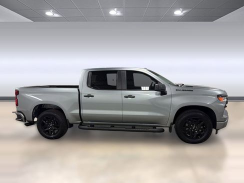 Used 2025 Chevrolet Silverado 1500 Custom w/ Turbomax Blackout Package RWD image 7