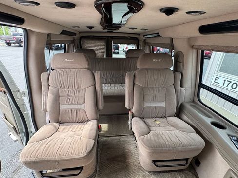 Used 2006 Ford E-150 and Econoline 150 RWD image 13