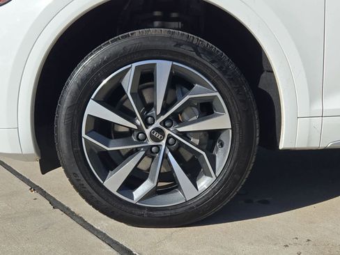 Used 2023 Audi Q5 2.0T Premium Plus image 12