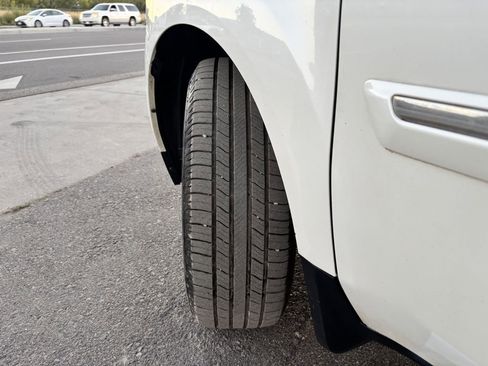 Used 2012 Honda Pilot Touring image 29