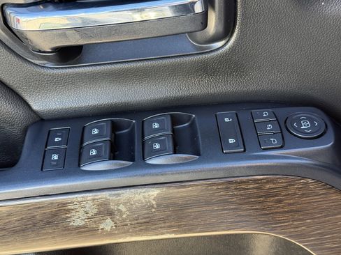 Used 2017 GMC Sierra 2500 Denali w/ Duramax Plus Package image 26