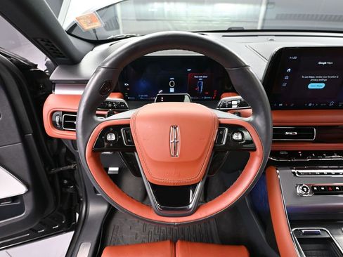 Used 2025 Lincoln Aviator Reserve w/ Equipment Group 201A image 28