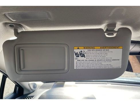 Used 2024 Toyota Corolla Cross XLE w/ Convenience Package image 38