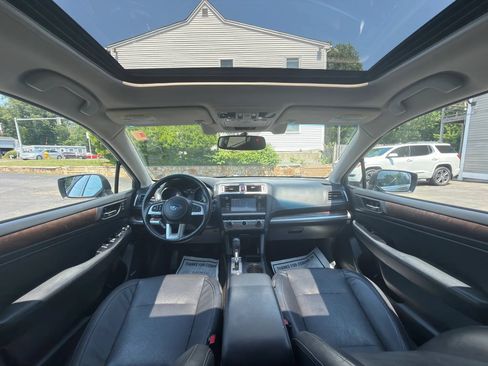 Used 2016 Subaru Outback 2.5i Limited AWD/4WD image 33