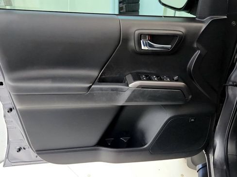 Certified 2022 Toyota Tacoma TRD Pro AWD/4WD image 22