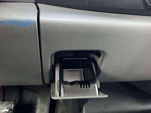 Used 2011 Chevrolet Silverado 1500 W/T image 30