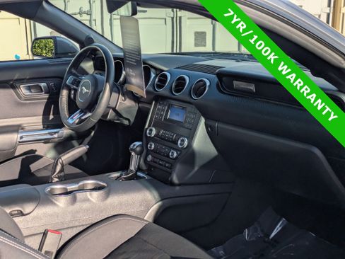 Certified 2021 Ford Mustang Coupe image 14