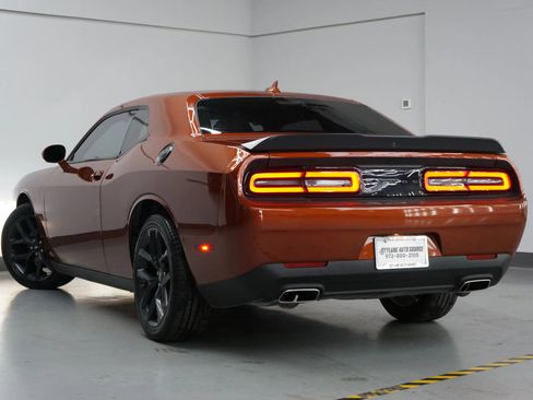 Used 2023 Dodge Challenger SXT w/ Blacktop Package image 5