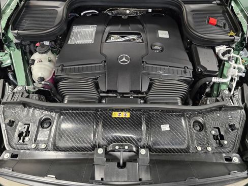 New 2026 Mercedes-Benz GLS 580 4MATIC image 10