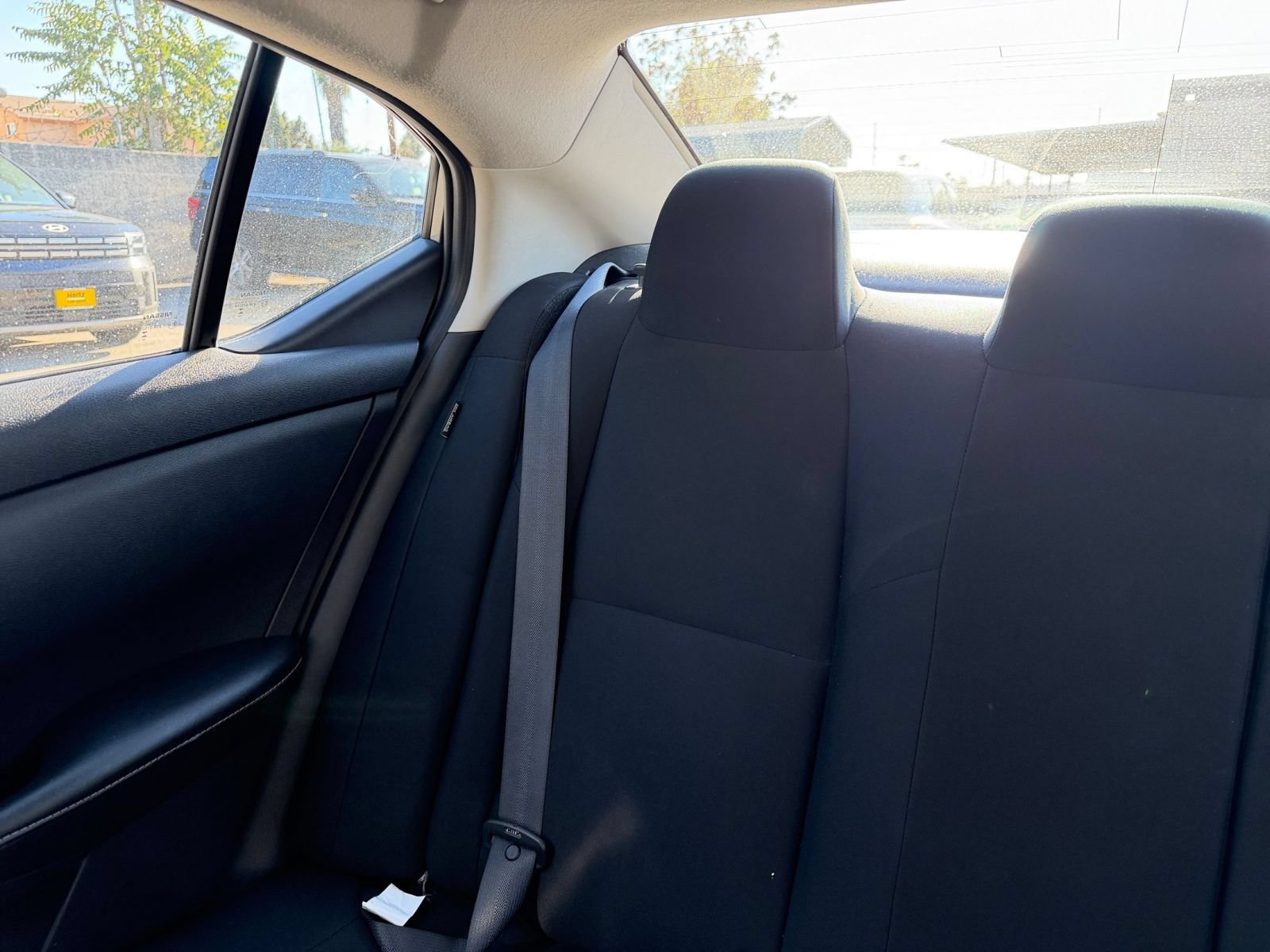Used 2025 Nissan Sentra S FWD image 36