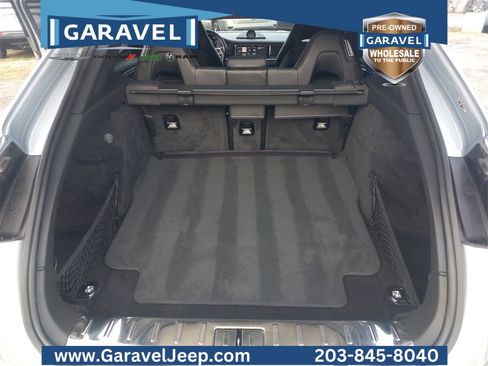 Used 2018 Porsche Panamera 4 image 24