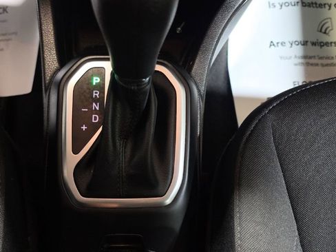 Used 2023 Jeep Renegade Latitude image 32