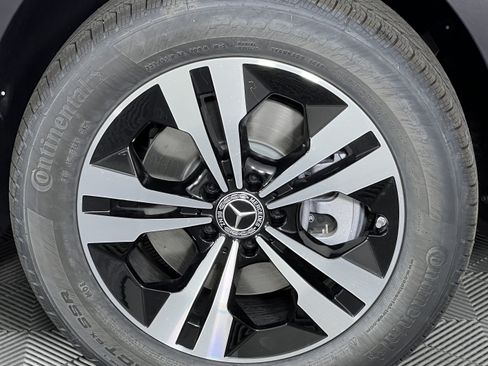 New 2026 Mercedes-Benz GLB 250 4MATIC image 15