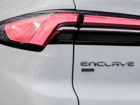 New 2026 Buick Enclave Avenir w/ Super Cruise Package image 7