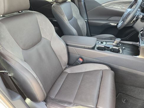 Used 2025 Lexus RX 350 w/ Accessory Package (K3) AWD/4WD image 10