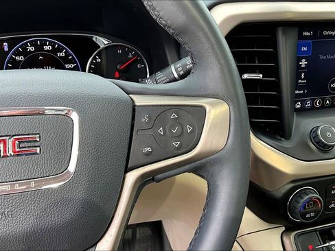 Used 2023 GMC Acadia Denali w/ Denali Ultimate Package AWD/4WD image 13
